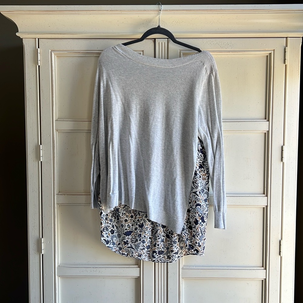 LOFT Two-Tone Layered Tunic Top in Light Gray and Navy Floral